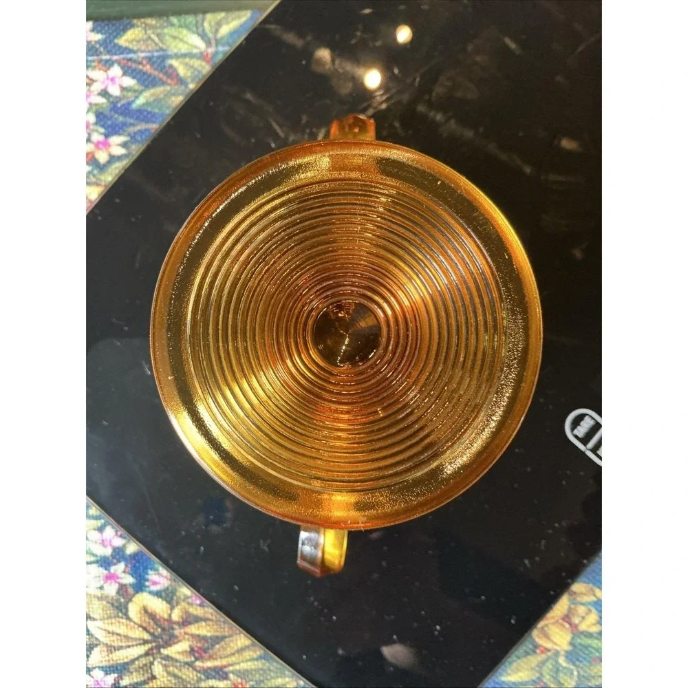 Vintage Indiana Glass Amber Old English Ribbed Candy Dish With Lid‎ (read)